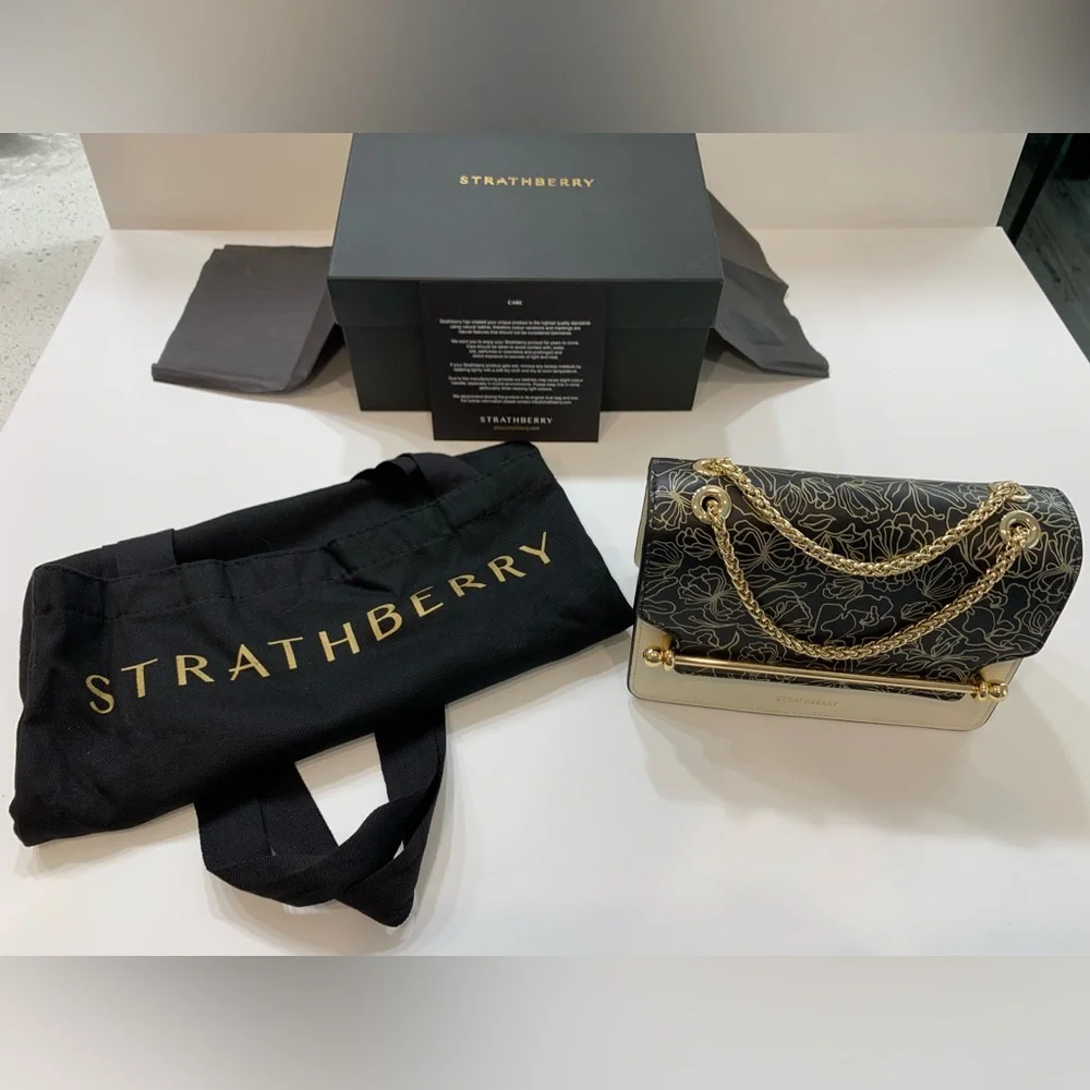 Rare Strathberry East West Mini - Black/Vanilla/Gold - Picture 11 of 16